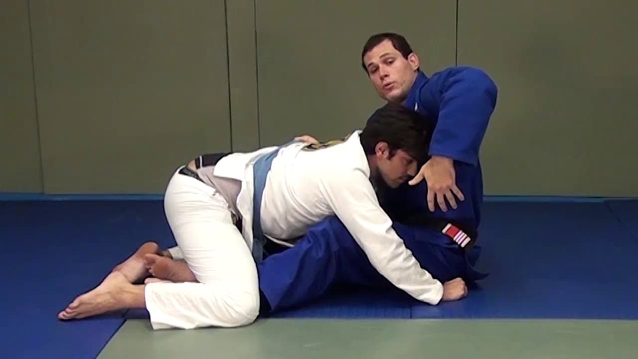 Roger Gracie Ensina os Segredos da Guilhotina Eficiente
